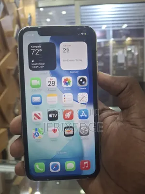 Apple iPhone 11 64 GB White