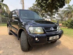 Mitsubishi Pajero 2002 Purple