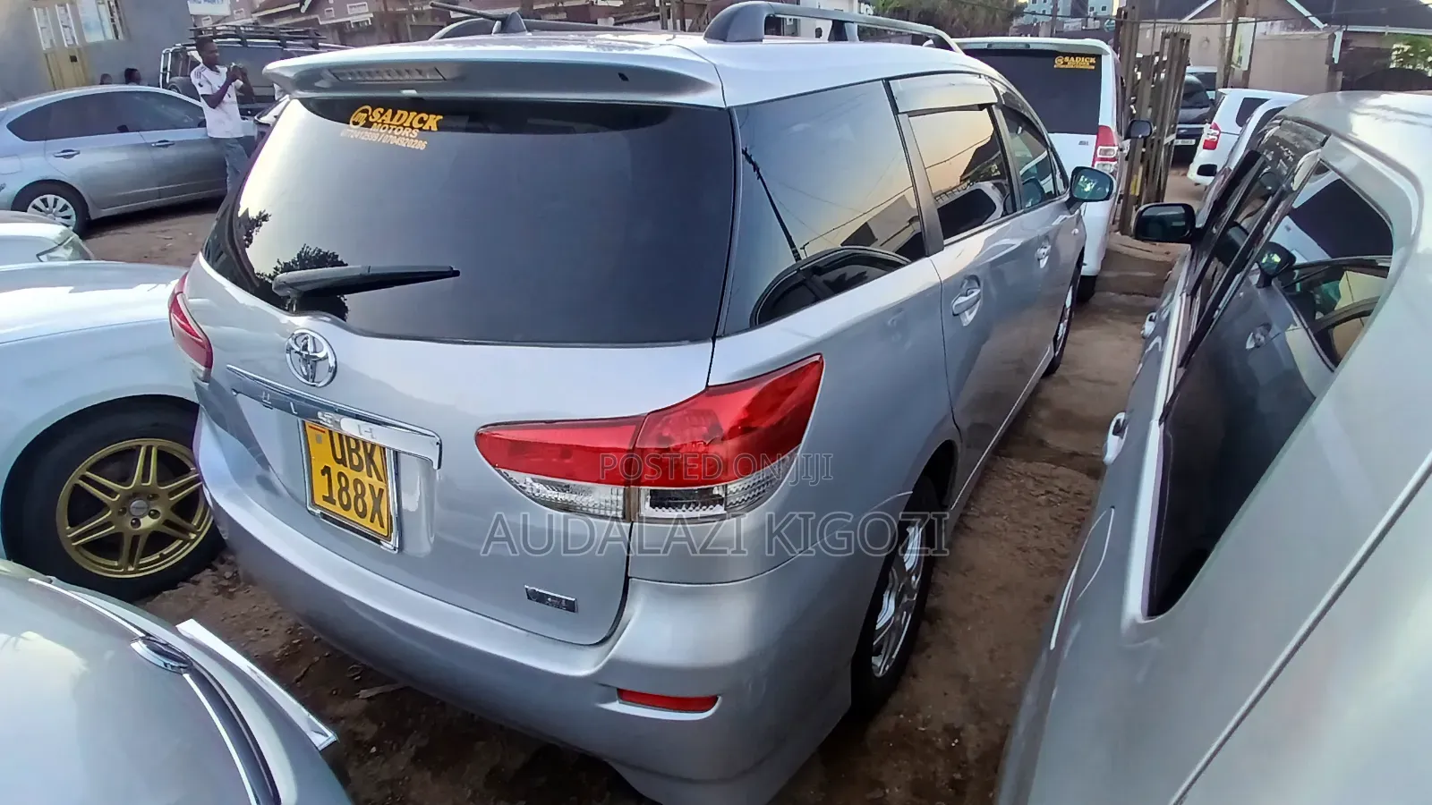 Toyota Wish 2010 Silver