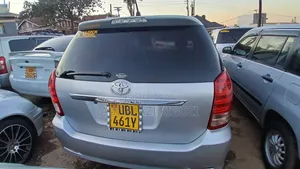 Toyota Wish 2007 Silver