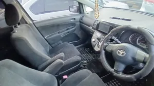 Toyota Wish 2007 Silver