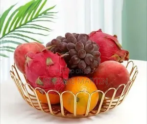 Modern Gold Wire Decorative Fruit Bowl / Serving Basket