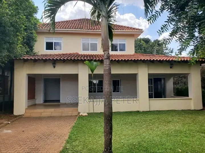 3bdrm House in Standalone Kisaasi, Central Division for rent