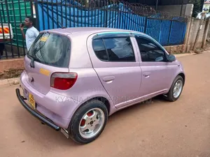 Toyota Vitz 2009 Pink