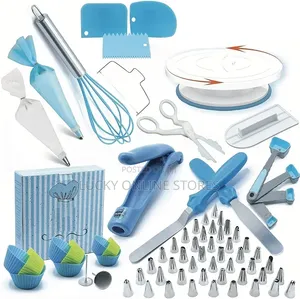 136pcs Cake Decorating Kit