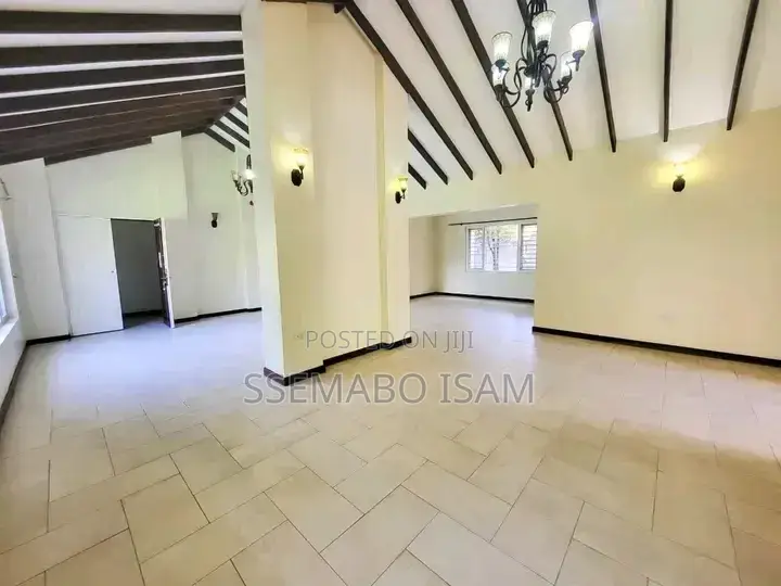 3bdrm House in Standalone Kisaasi, Central Division for rent