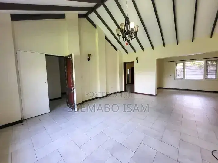 3bdrm House in Standalone Kisaasi, Central Division for rent
