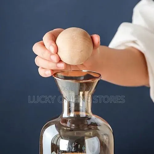 Glass Carefe Dispenser