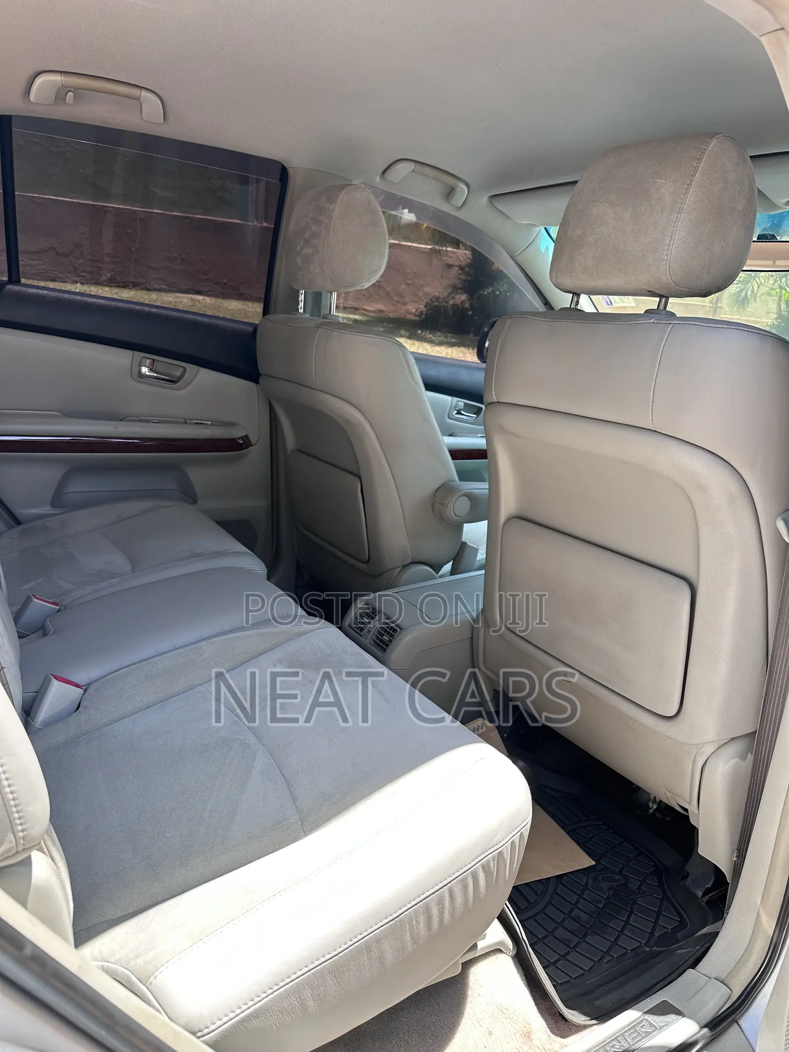Toyota Harrier 2010 Gray