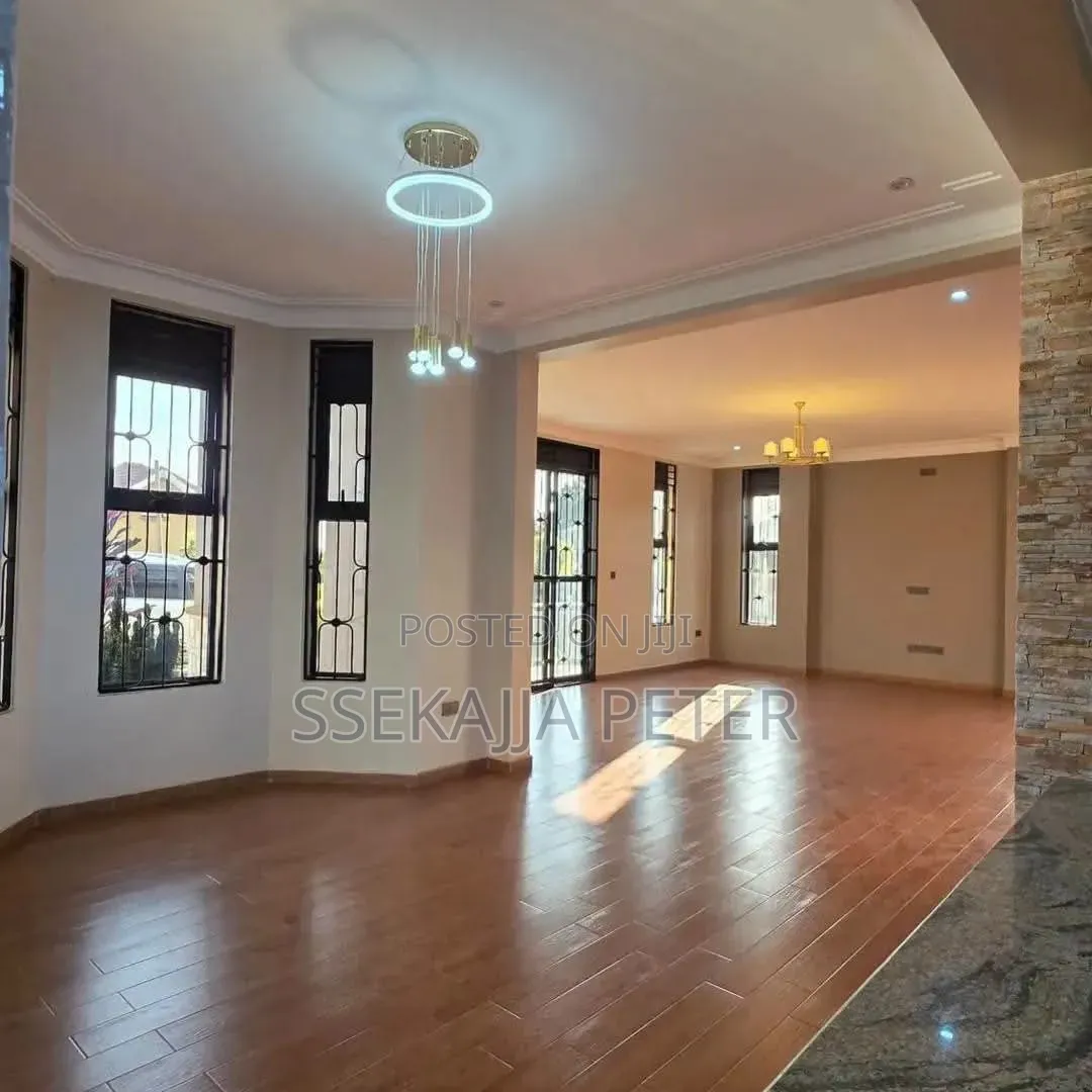 3bdrm House in Standalone, Central Division for rent