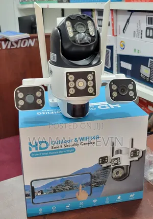 Outdoor 3-Lens Wifi 4G Solar Camera