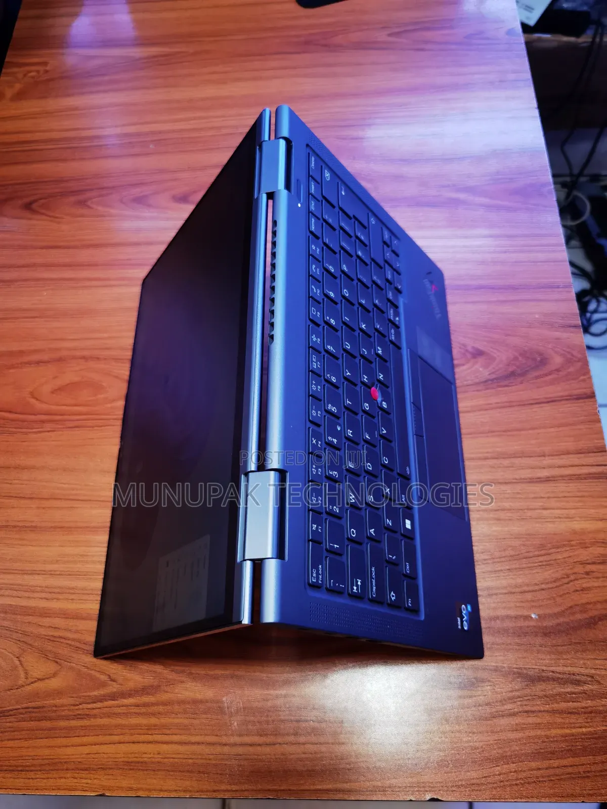 Laptop Lenovo ThinkPad X1 Yoga Gen 8 32GB Intel Core i7 SSD 1T