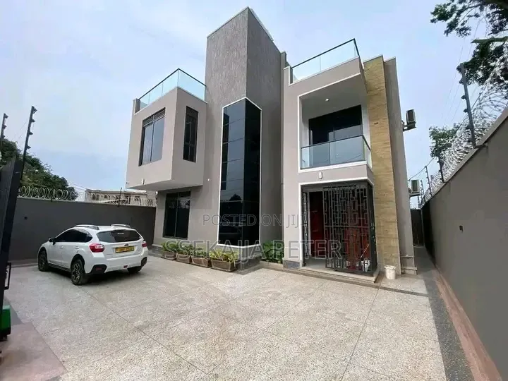 4bdrm House in Standalone Kisaasi, Central Division for rent