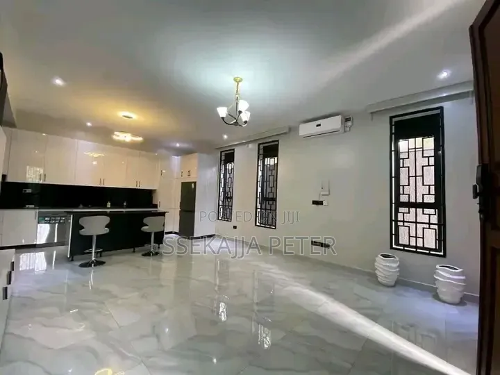 4bdrm House in Standalone Kisaasi, Central Division for rent