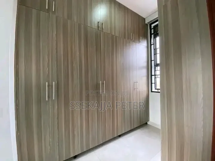4bdrm House in Standalone Kisaasi, Central Division for rent