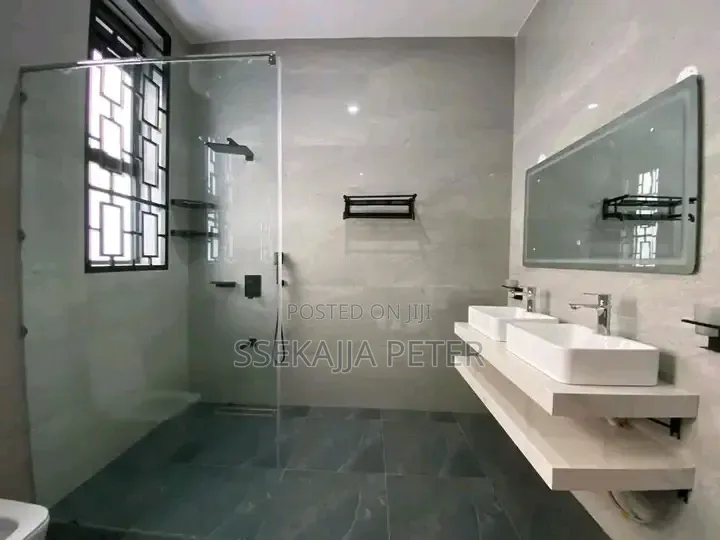 4bdrm House in Standalone Kisaasi, Central Division for rent