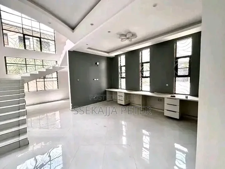 3bdrm House in Standalone Kisaasi, Central Division for rent