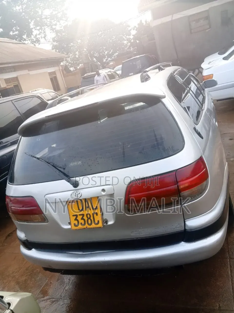Toyota Caldina E 1998 Silver