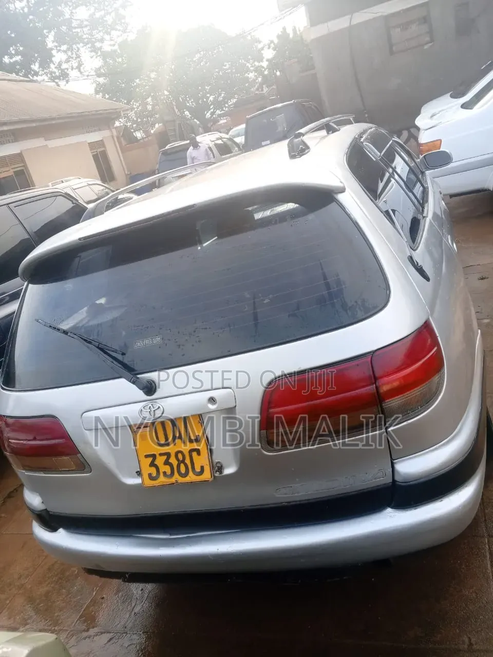 Toyota Caldina E 1998 Silver