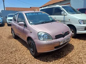 Toyota Vitz 2001 Pink
