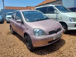 Toyota Vitz 2001 Pink