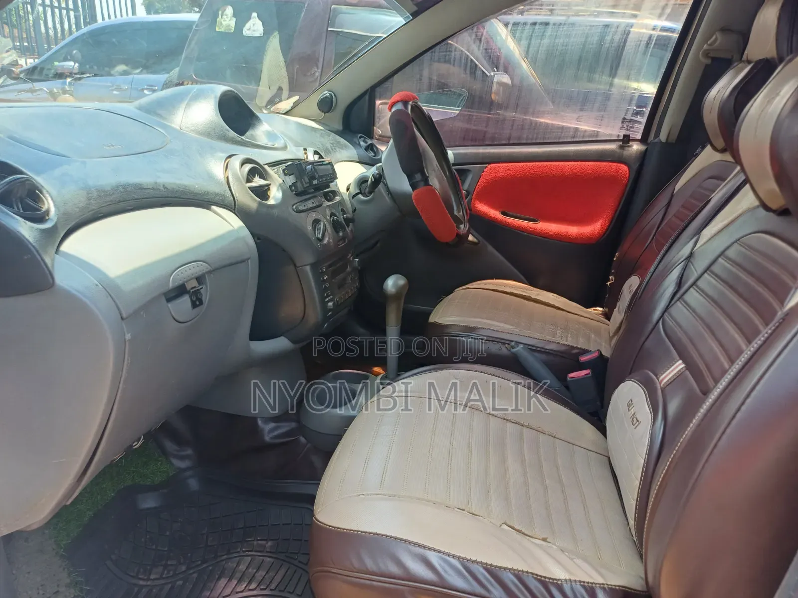 Toyota Vitz 2001 Pink