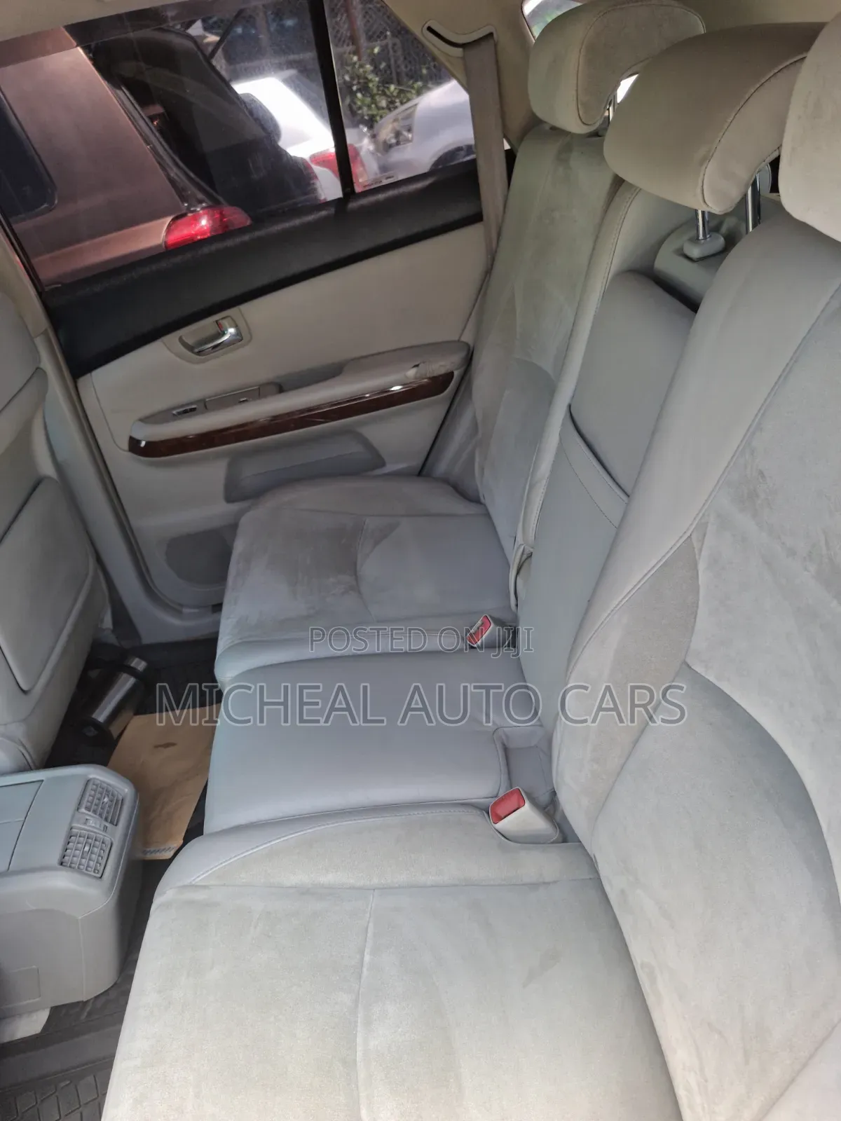 Toyota Harrier 2009 Silver
