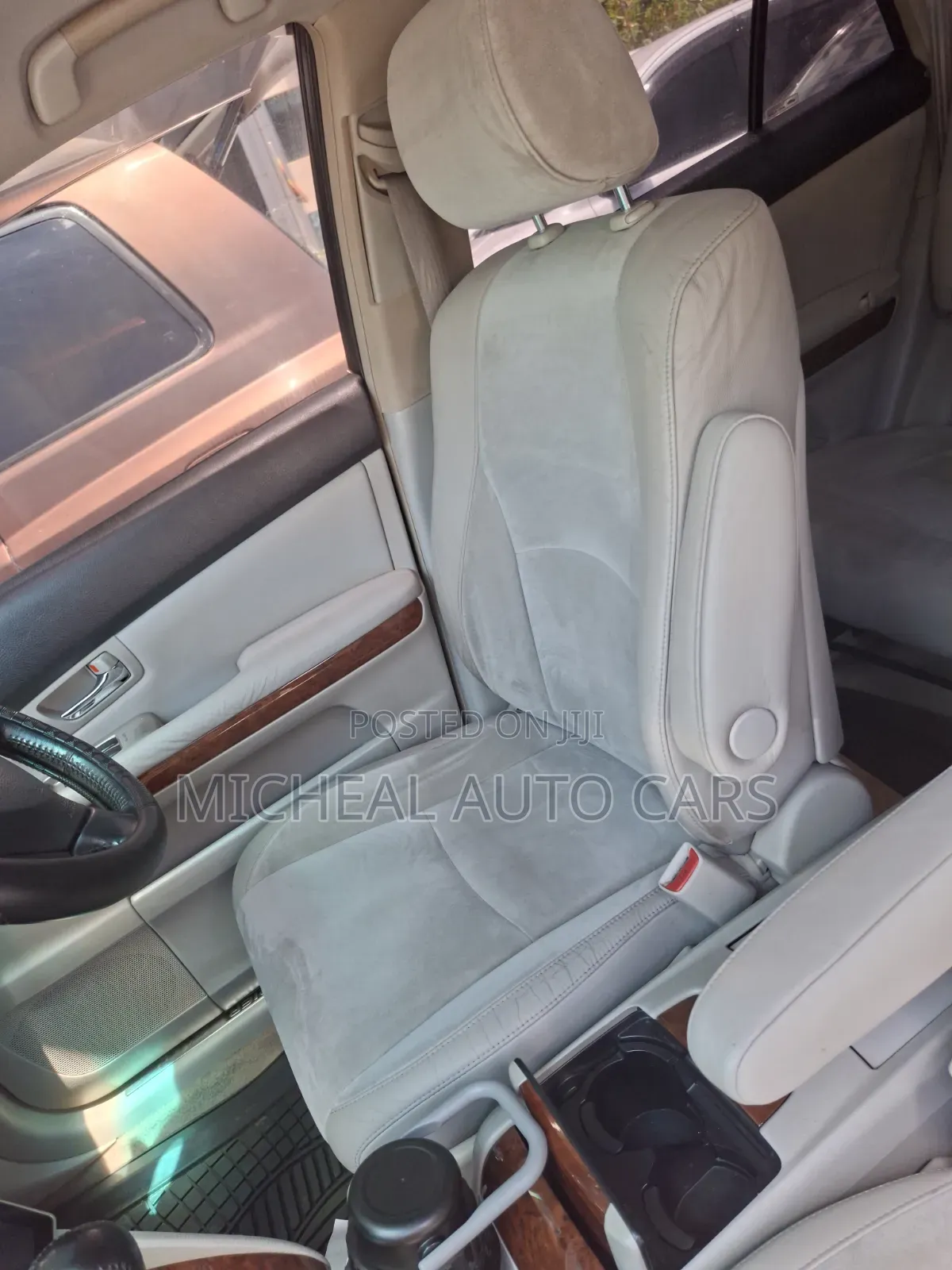 Toyota Harrier 2009 Silver