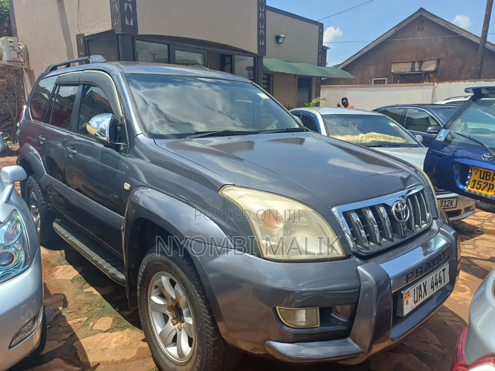 Toyota Land Cruiser Prado 2.7 5dr 2004 Gray