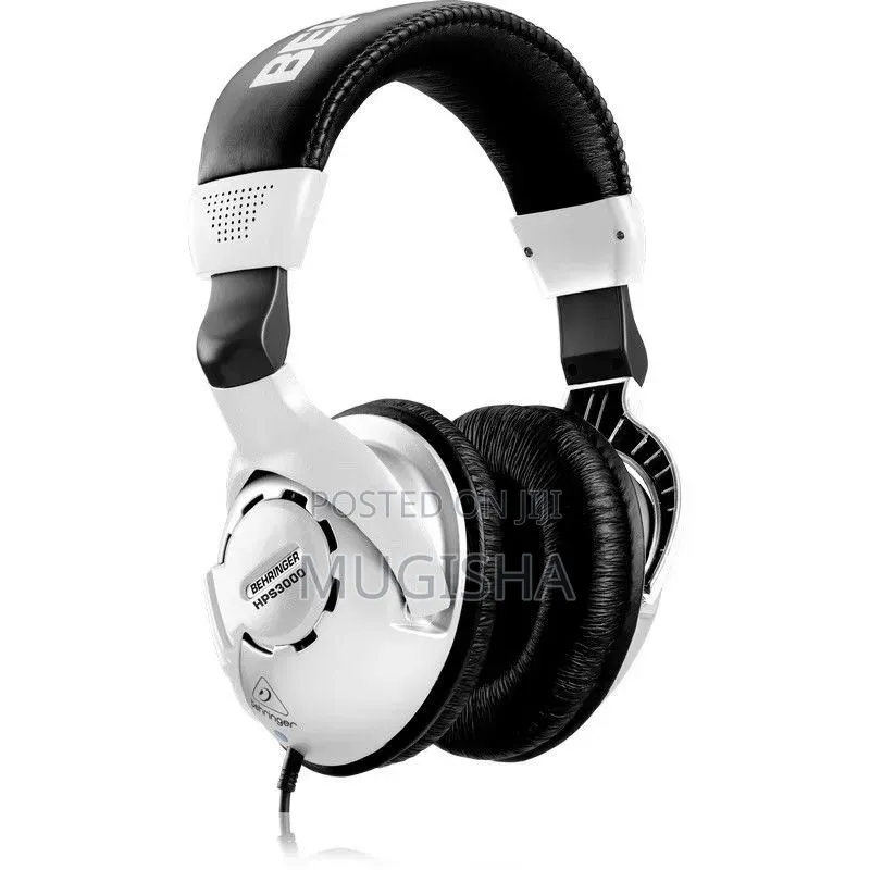 Behringer HPS-3000