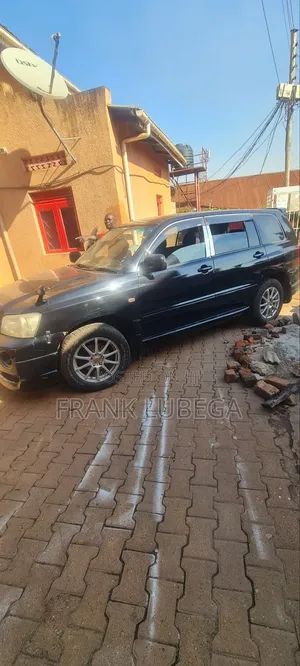 Toyota Kluger 2003 Black