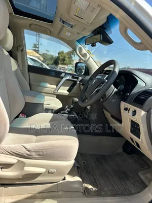 Toyota Land Cruiser Prado 2018 White