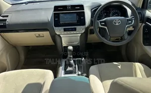 Toyota Land Cruiser Prado 2018 White