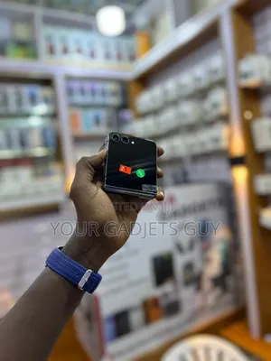 New Samsung Galaxy Z Flip5 256 GB Black