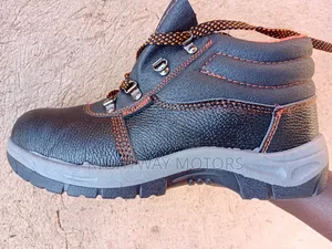 Safety Boots/ Shoes