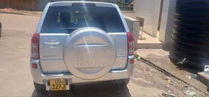 Suzuki Escudo 2009 Silver