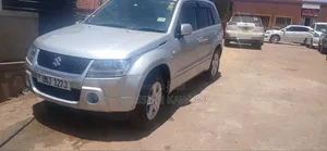 Suzuki Escudo 2009 Silver