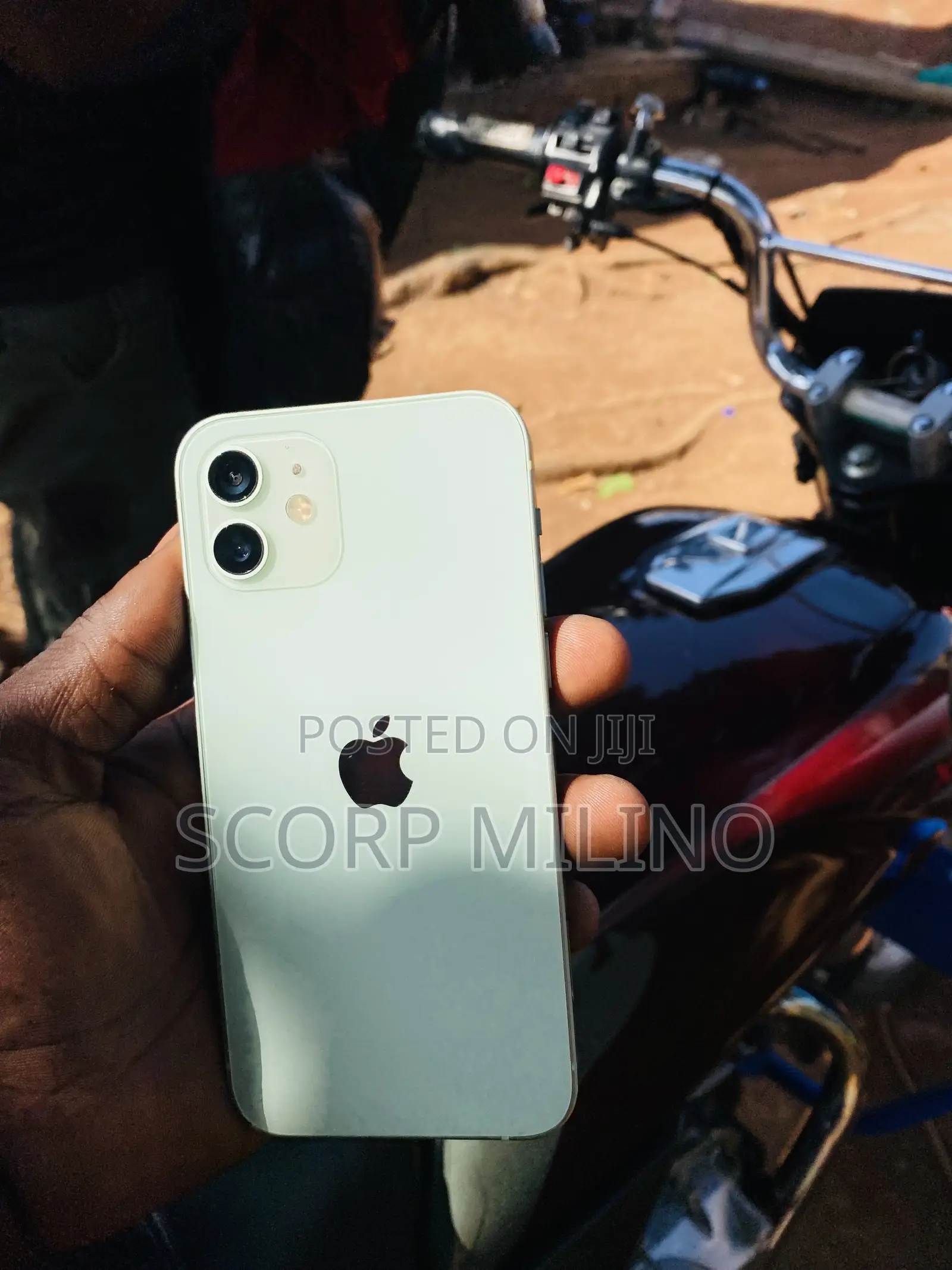 Apple iPhone 12 64 GB