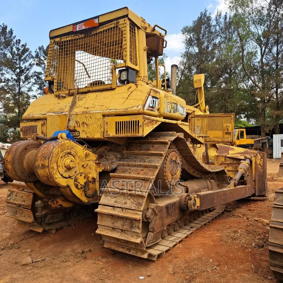D7H Dozer Available for Hire Reliable Performance