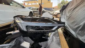 Xc90 Headlight 2018