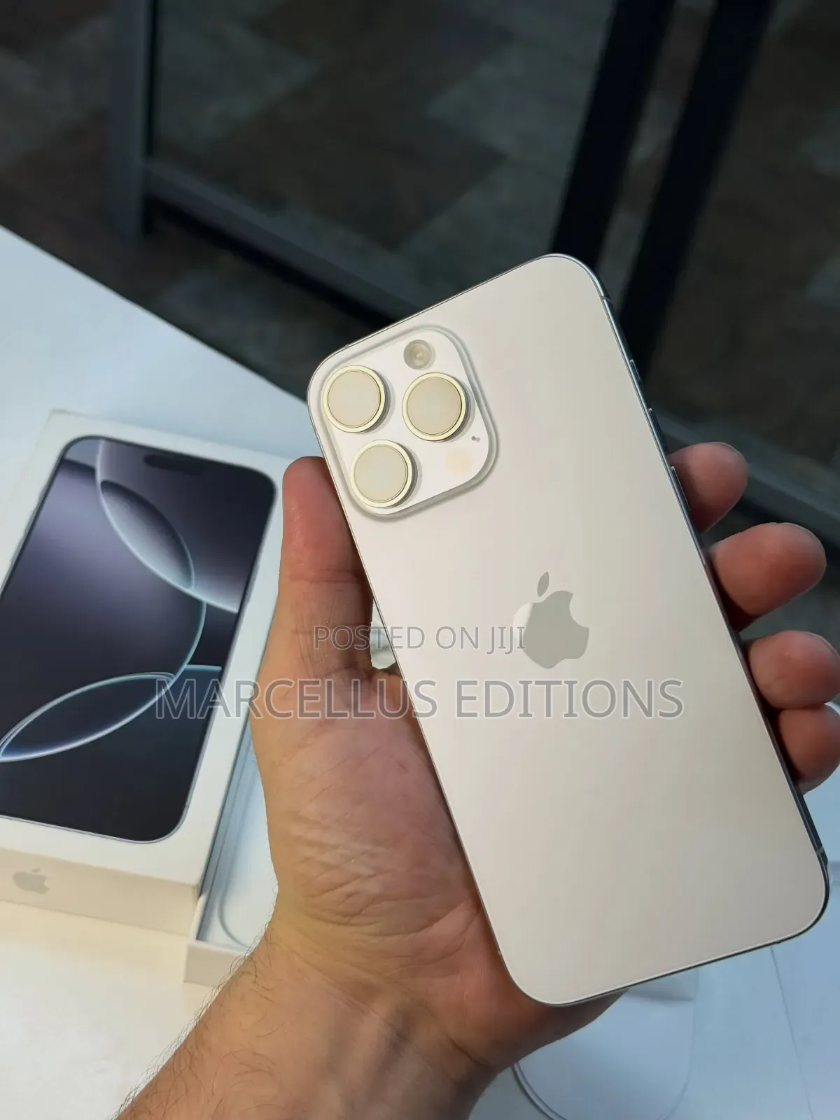 Apple iPhone 16 Pro Max 256 GB Silver