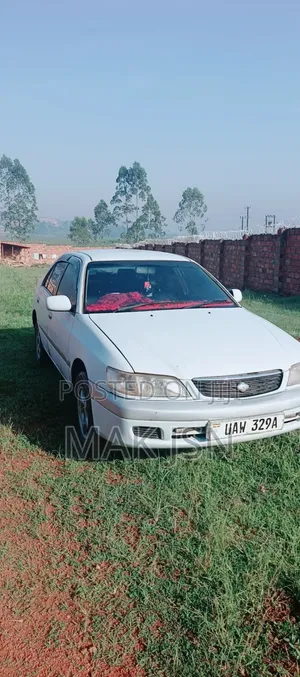 Toyota Premio 2011 Silver