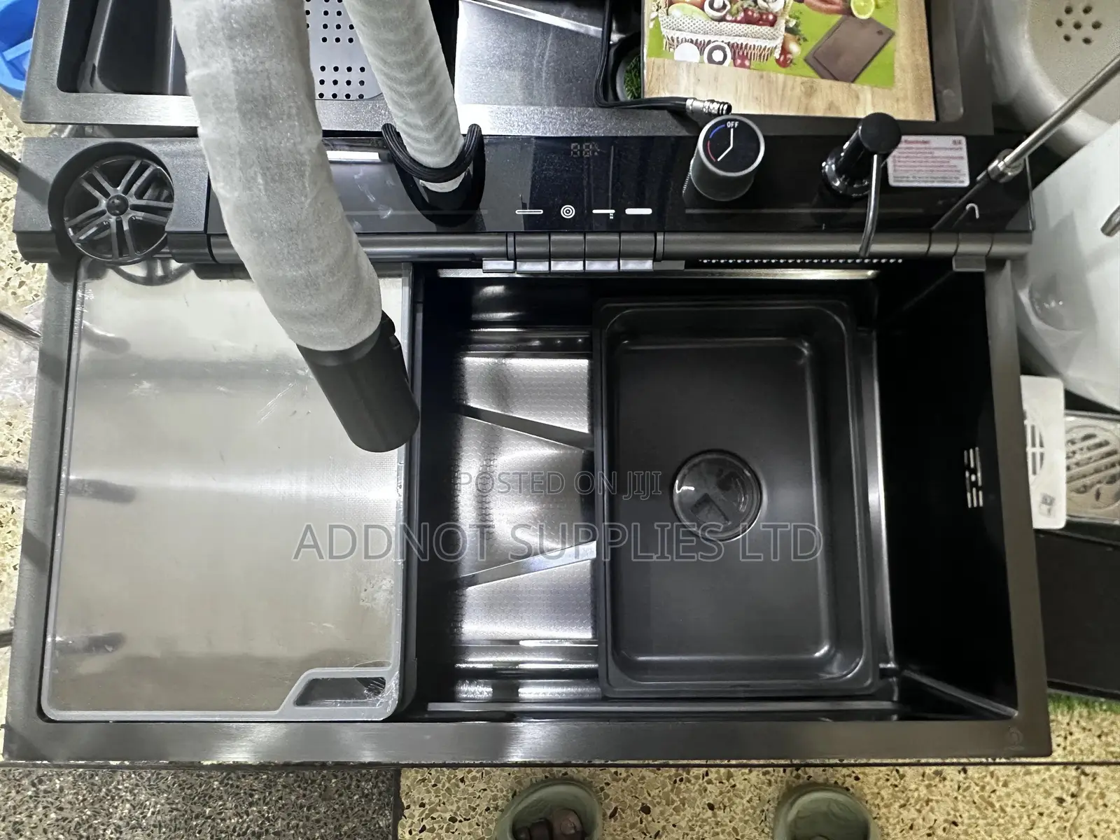 A Multifunctional Nano-Black Smart Kitchen Sink With a Digital Display