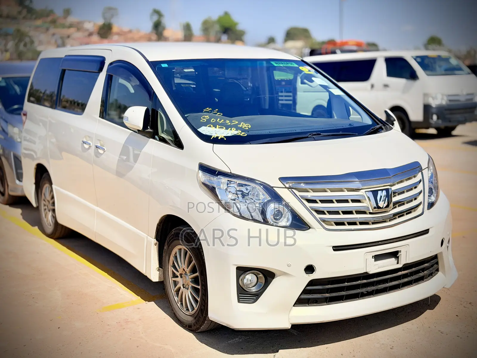 Toyota Alphard 2.4 Petrol AWD 2013 White
