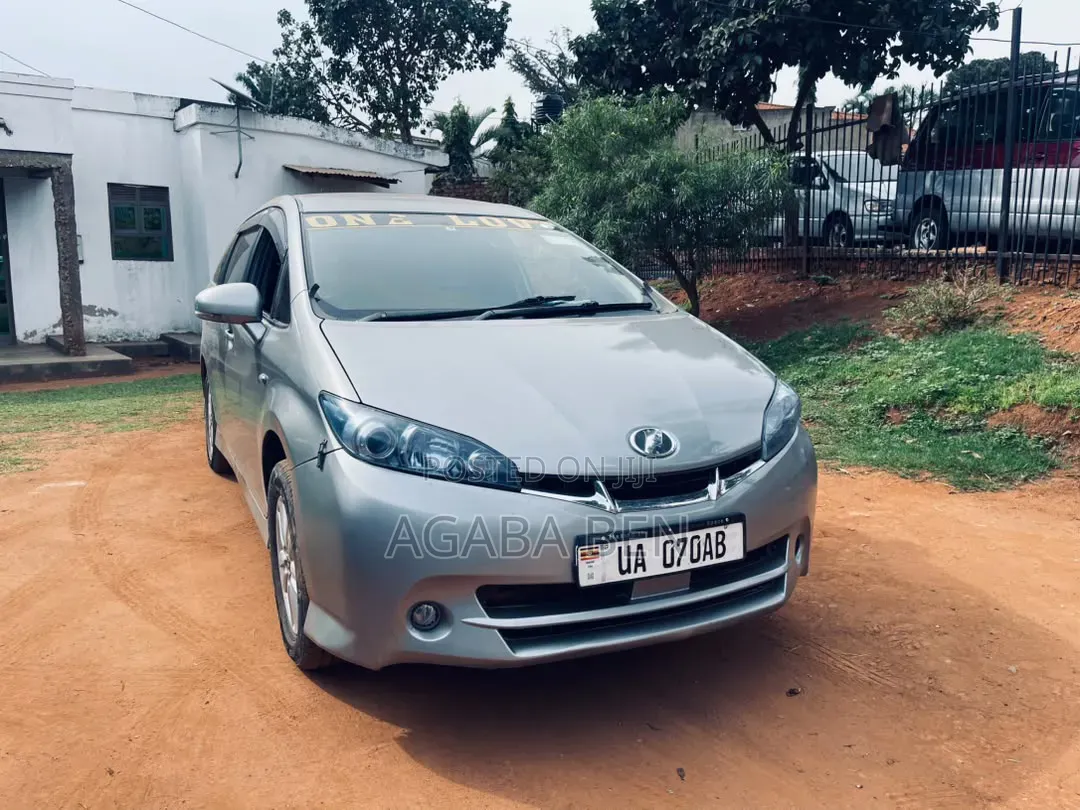 Toyota Wish 2010