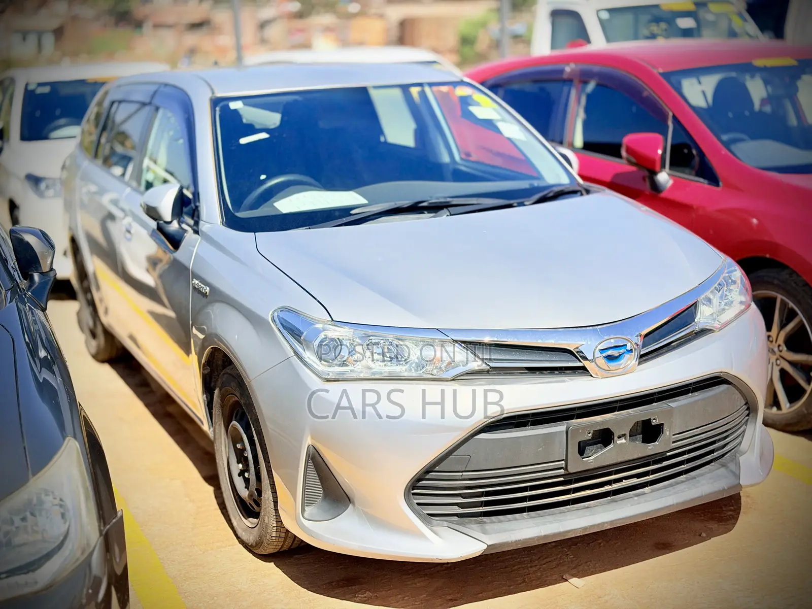 Toyota Corolla Fielder 1.5 Hybrid FWD 2017 Silver