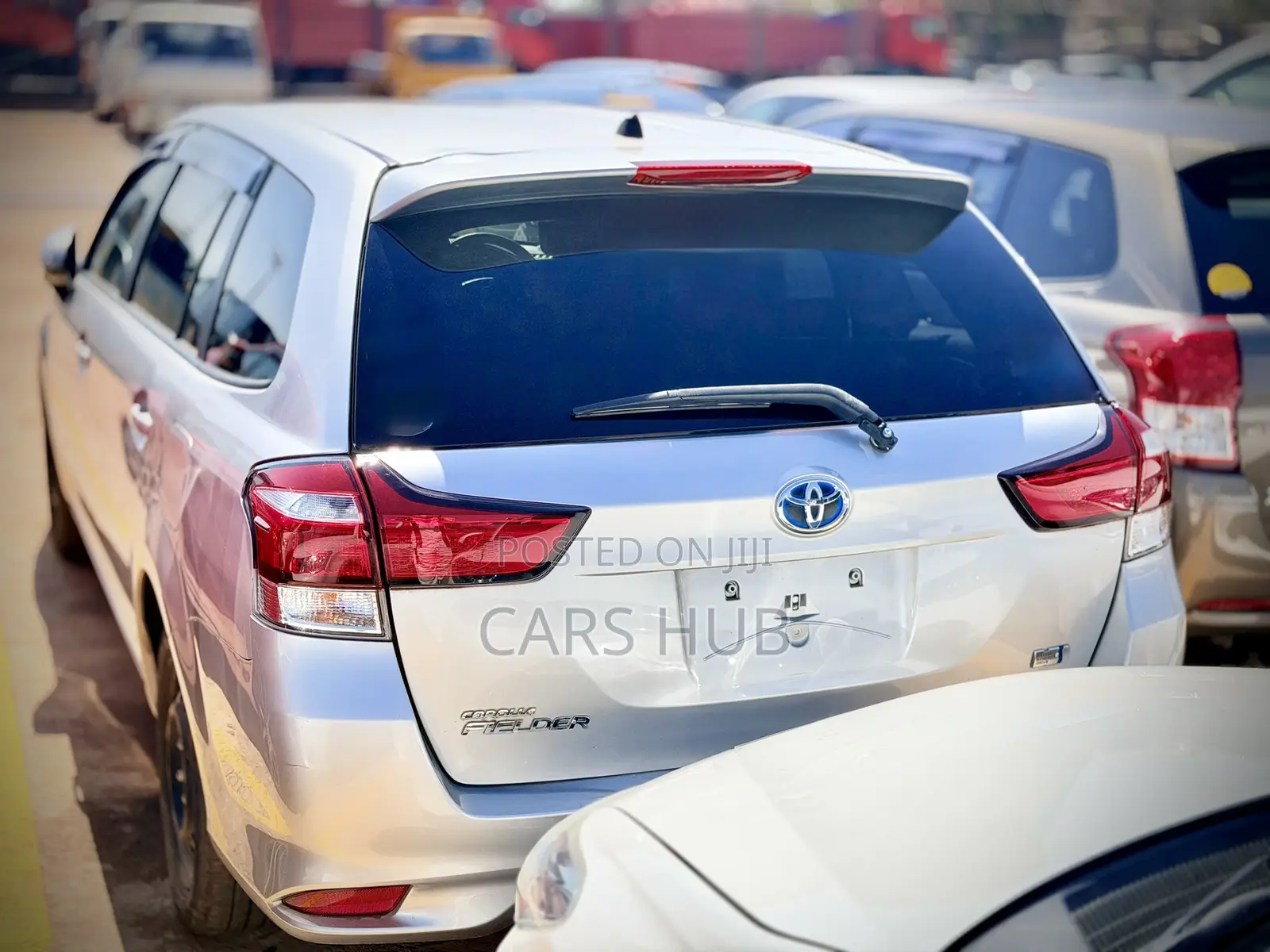 Toyota Corolla Fielder 1.5 Hybrid FWD 2017 Silver