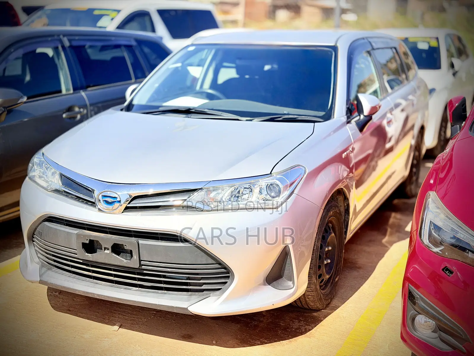 Toyota Corolla Fielder 1.5 Hybrid FWD 2017 Silver