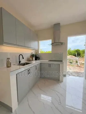 Kitchen Cabinets/Elsie Hewitt Kitchen Cabinets in Any Colour