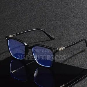 Photochromic Glasses